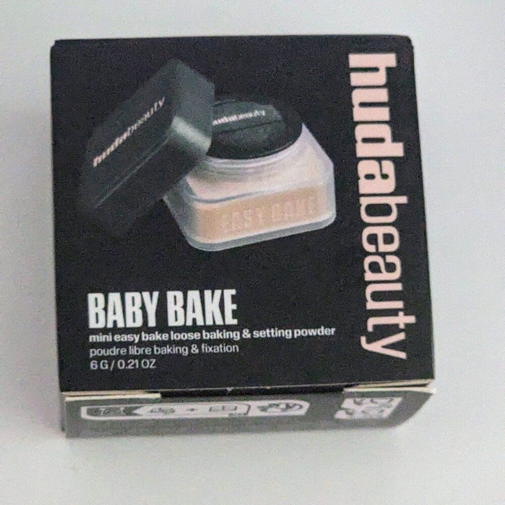 HUDA BEAUTY Mini Baby Bake Easy Bake Loose Baking & Setting Podwer 6g  BNIB